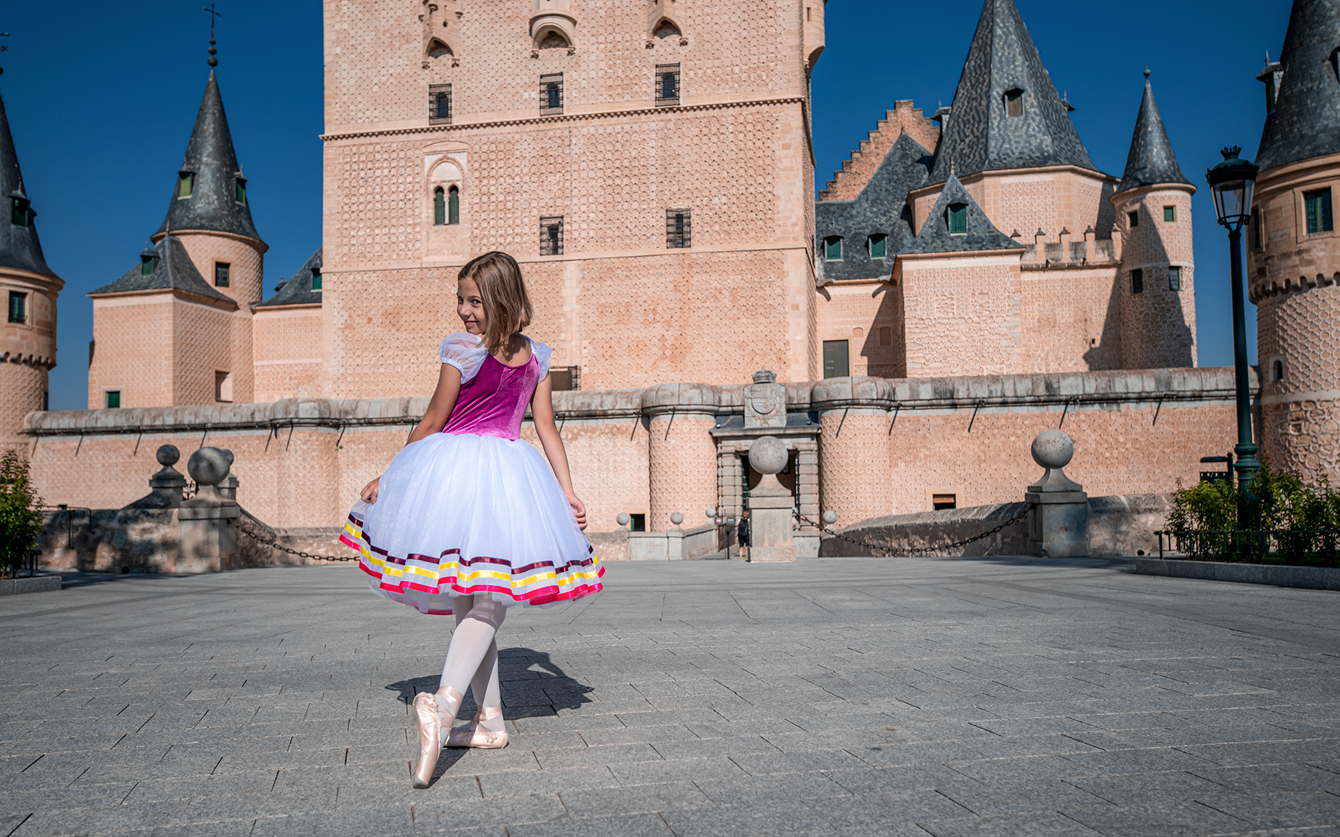 segovia_seduce_alcazar_summer